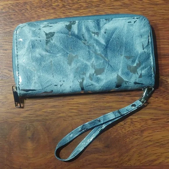 Wallet - Picture 3 of 6